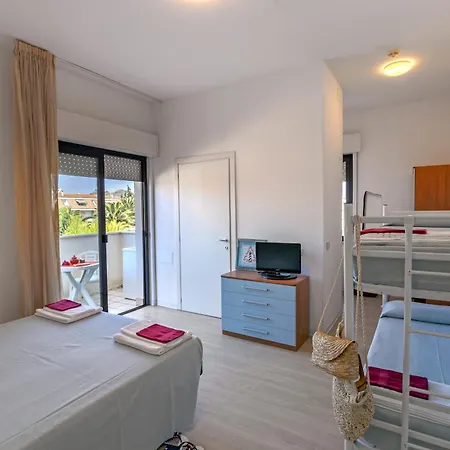 Sunrise Hotel 3*
